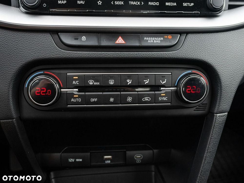 Kia Ceed 1.5 T-GDI M - 17