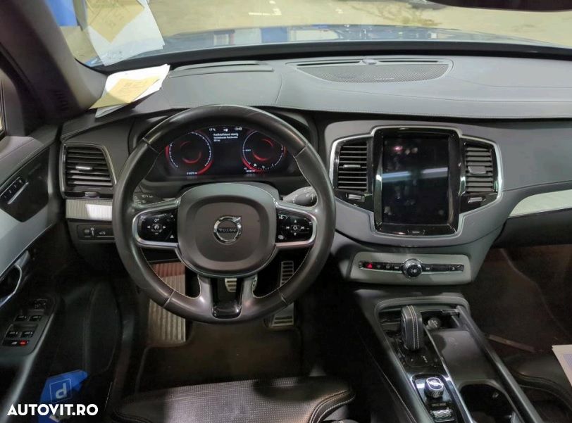 Volvo XC 90 T8 AWD Twin Engine Geartronic RDesign - 5