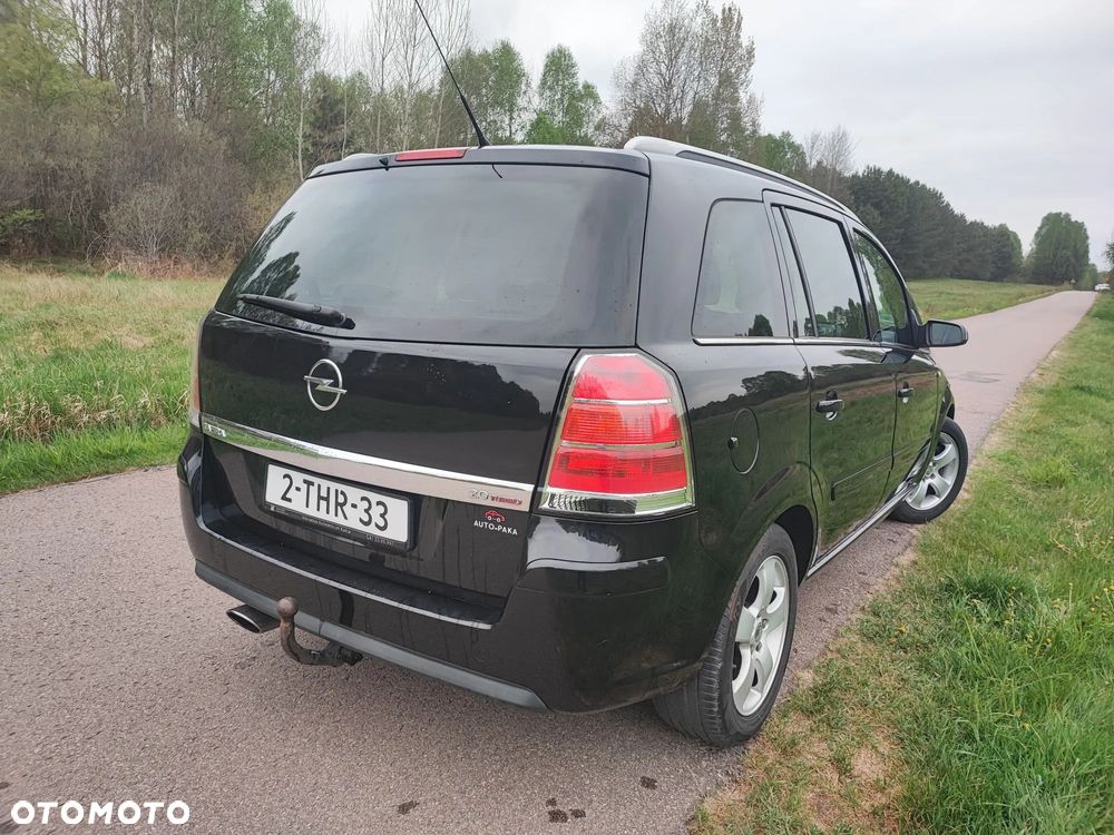 Opel Zafira 2.0 Turbo Sport - 30
