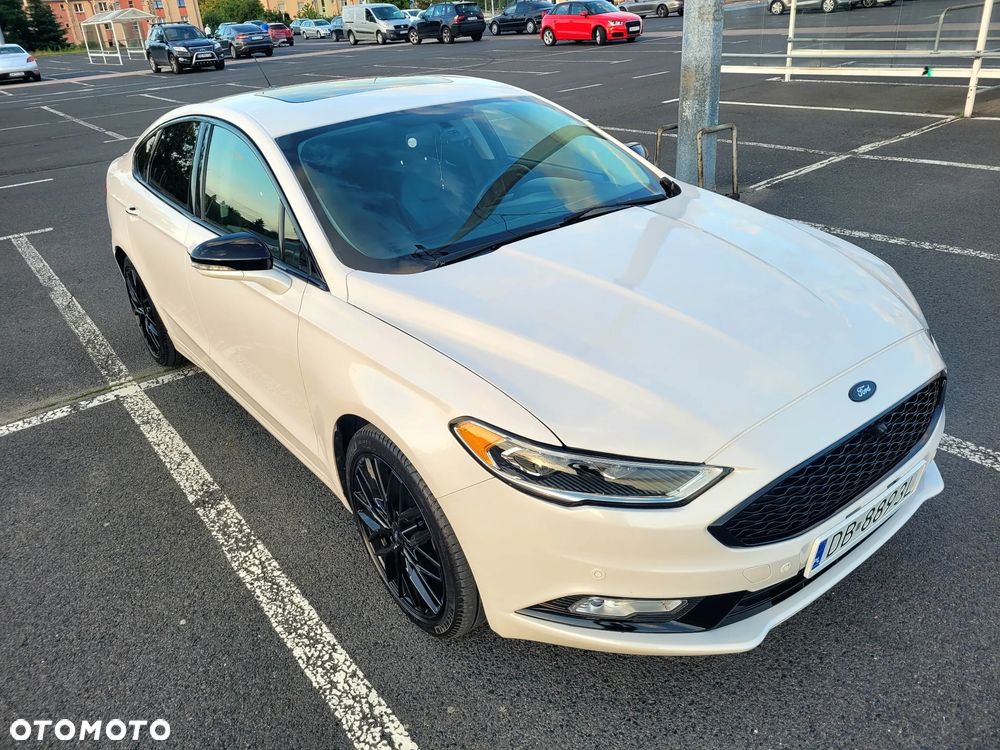 Ford Fusion - 15