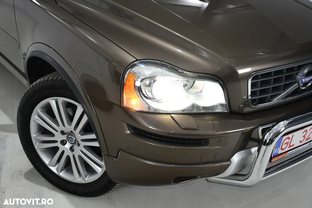 Volvo XC 90 D5 AWD Geartonic Summum - 21