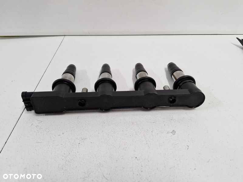 OPEL INSIGNIA A ASTRA J ZAFIRA C 1.8B LISTWA CEWKA ZAPŁONOWA 413720481 - 2