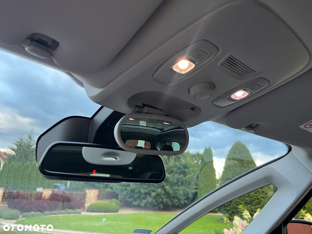 Renault Grand Scenic - 30