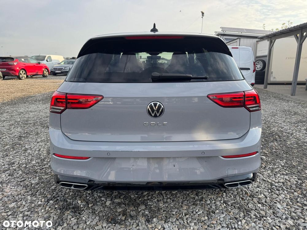 Volkswagen Golf 2.0 TDI SCR DSG R-Line - 4