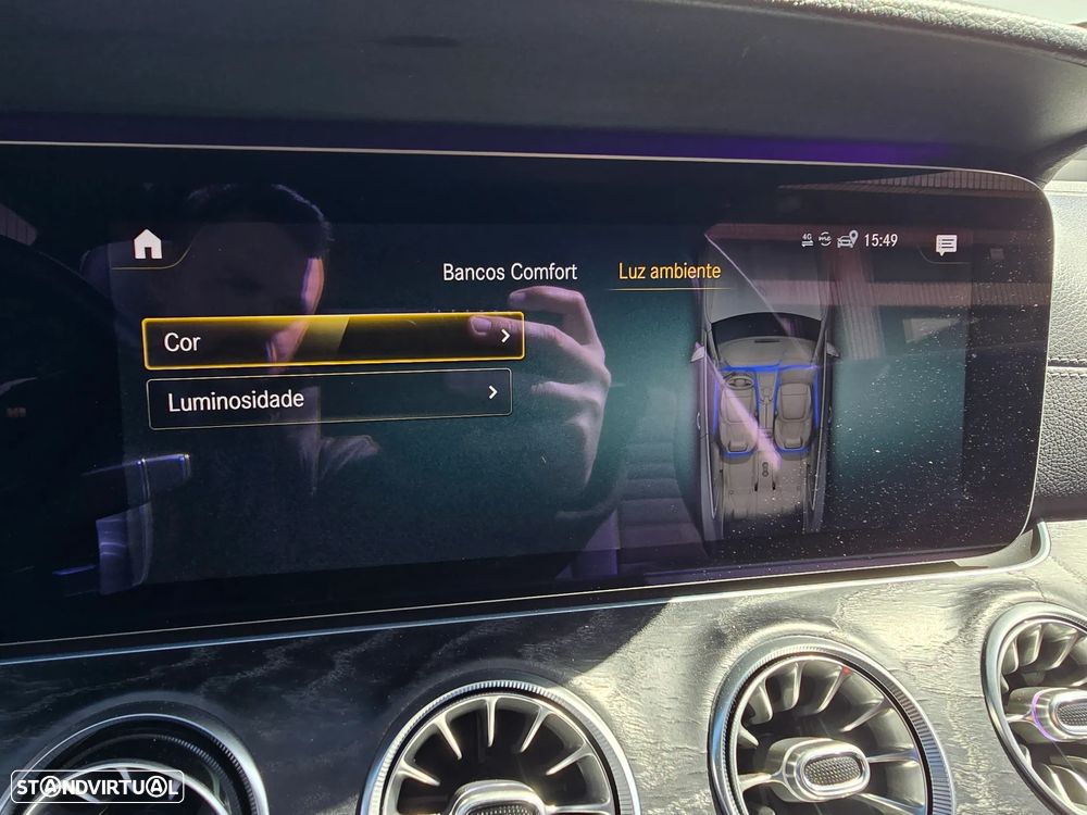 Mercedes-Benz E 220 d 9G-TRONIC AMG Line - 29