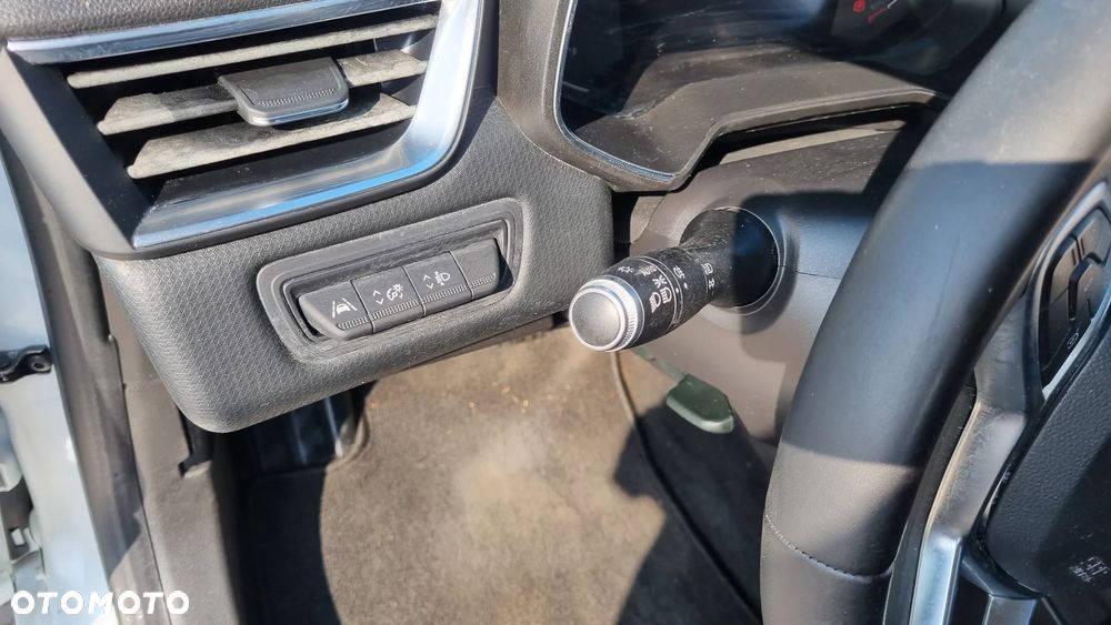 Renault Clio E-TECH 140 INTENS - 29