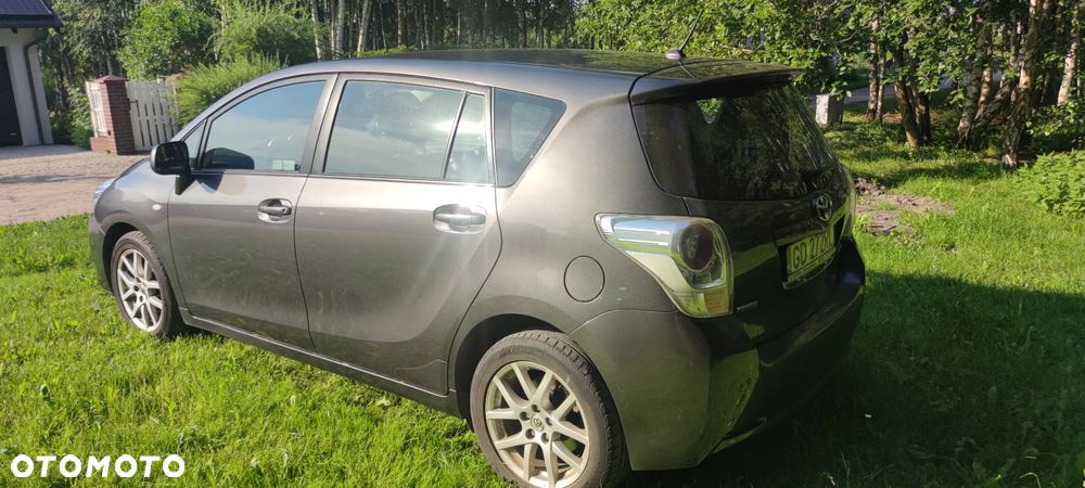 Toyota Verso 1.6 Active - 8