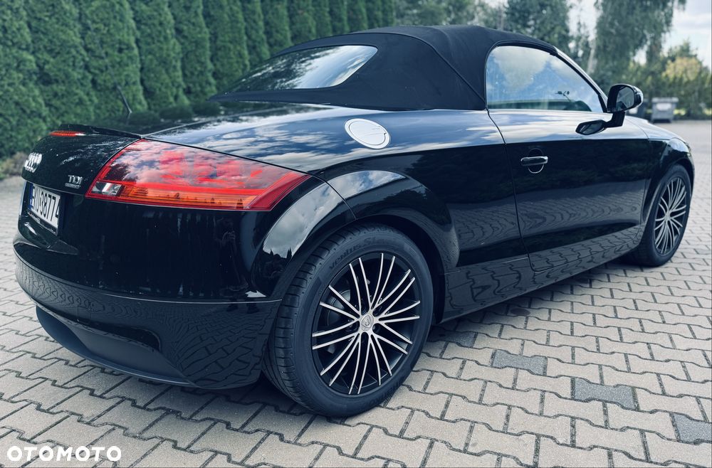 Audi TT Roadster - 4