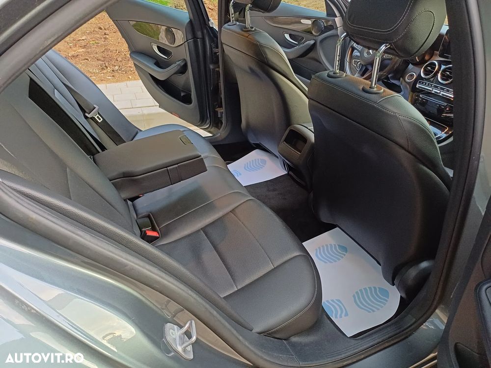 Mercedes-Benz C 180 d - 7