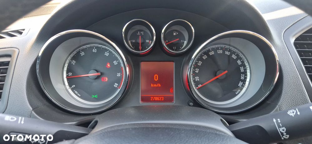 Opel Insignia 2.0 T Sport 4x4 - 14