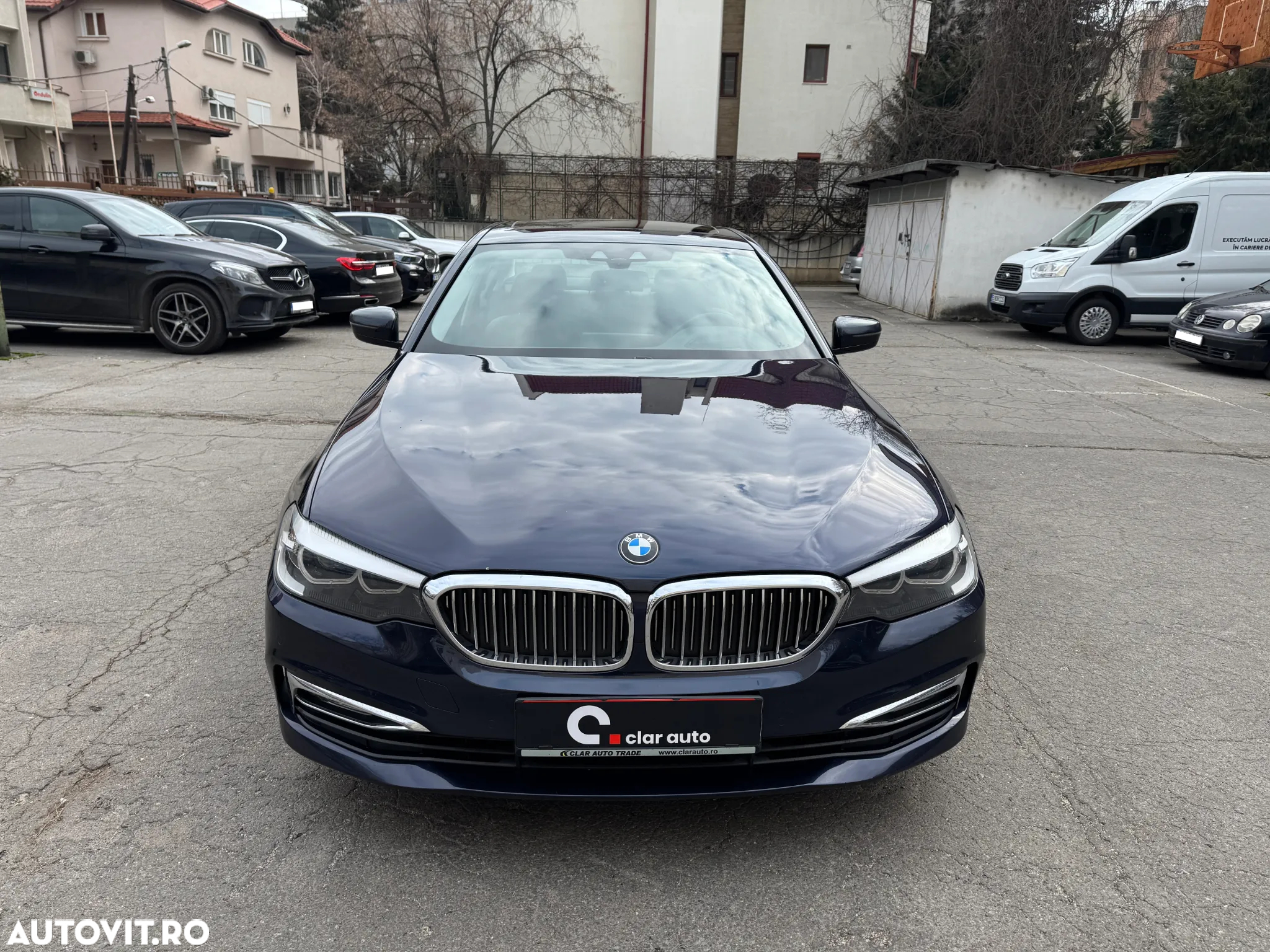 BMW Seria 5 530d xDrive AT - 2