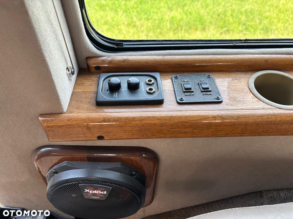 Chevrolet Chevy Van - 13