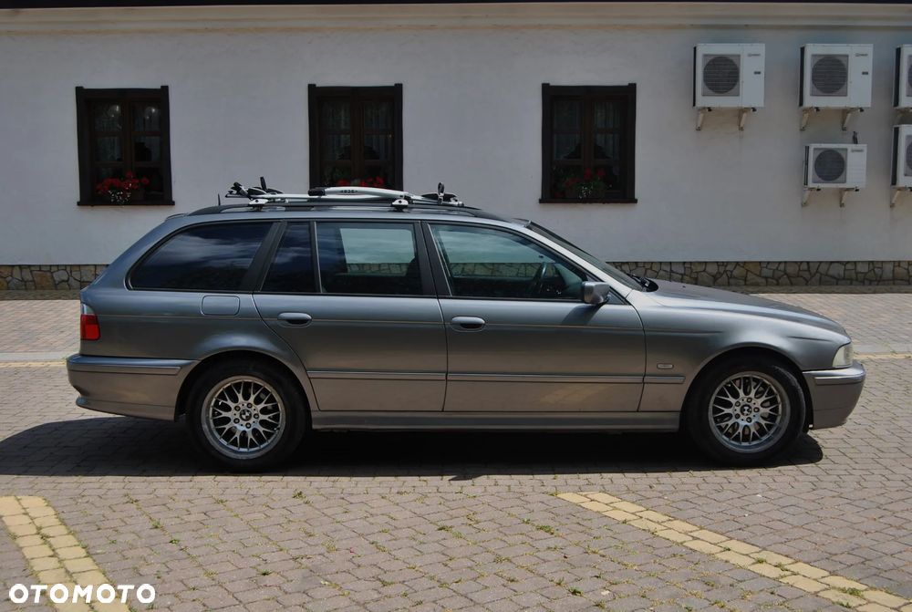 BMW Seria 5 - 16