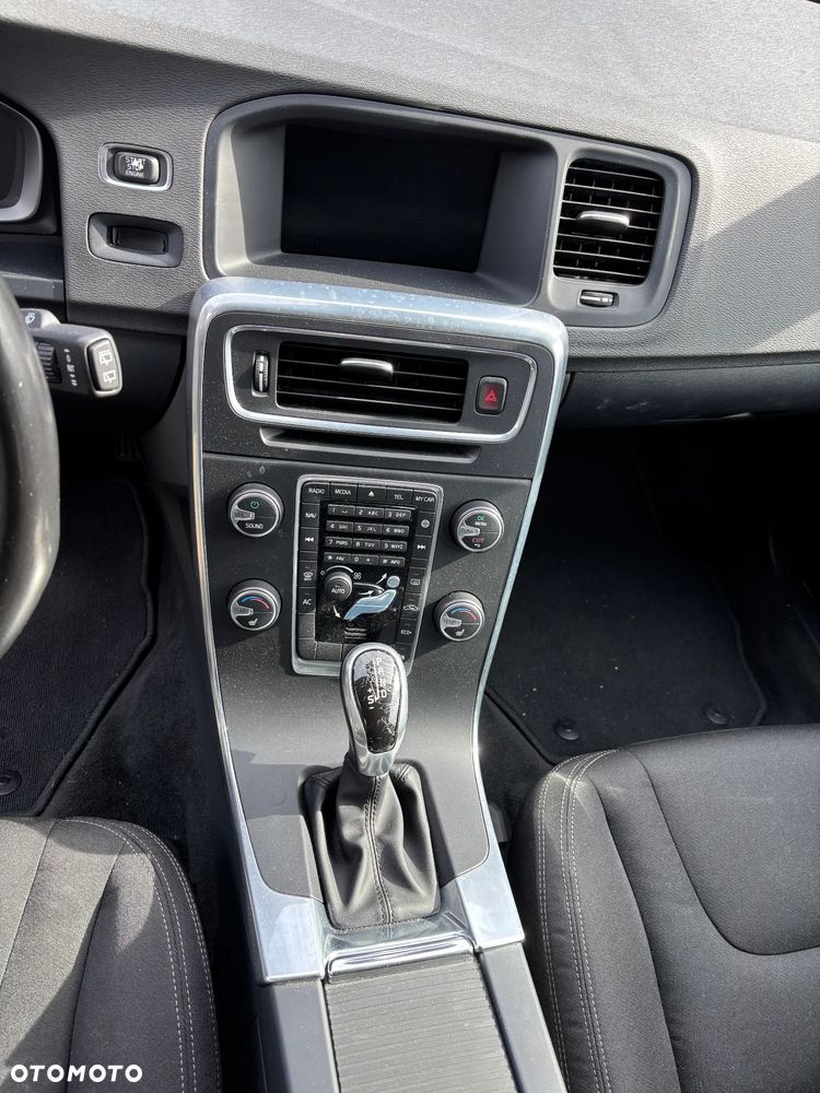 Volvo V60 D3 Geartronic Linje Business - 15