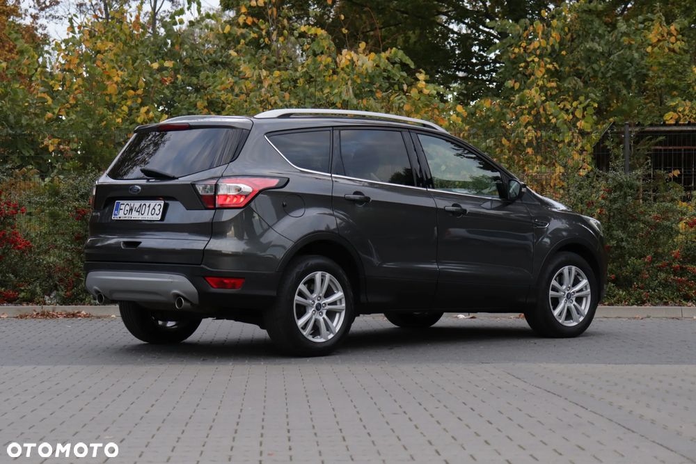Ford Kuga 2.0 TDCi 4x2 Titanium - 11