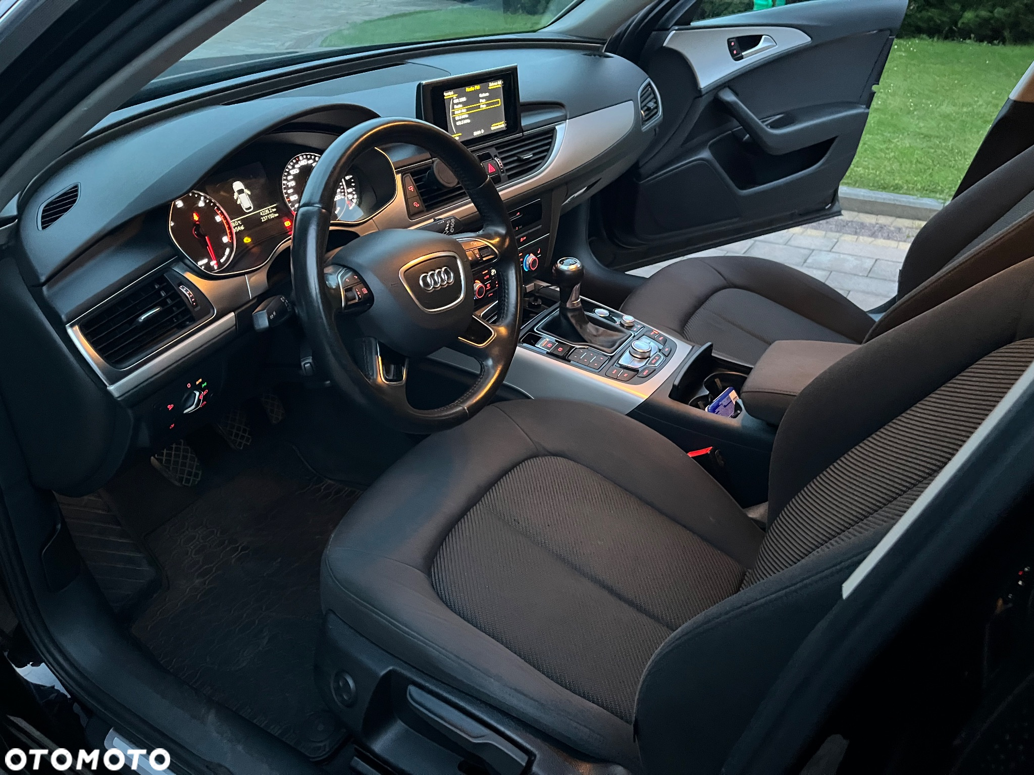 Audi A6 Avant 2.0 TDI Ultra - 12