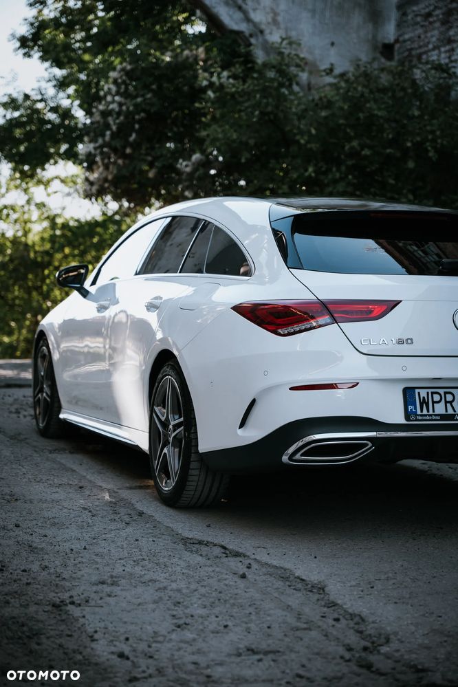 Mercedes-Benz CLA 180 AMG Line 7G-DCT - 39