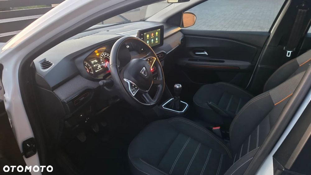 Dacia Sandero Stepway TCe 100 Celebration - 6