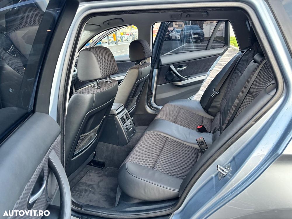 BMW Seria 3 320d DPF Touring - 20