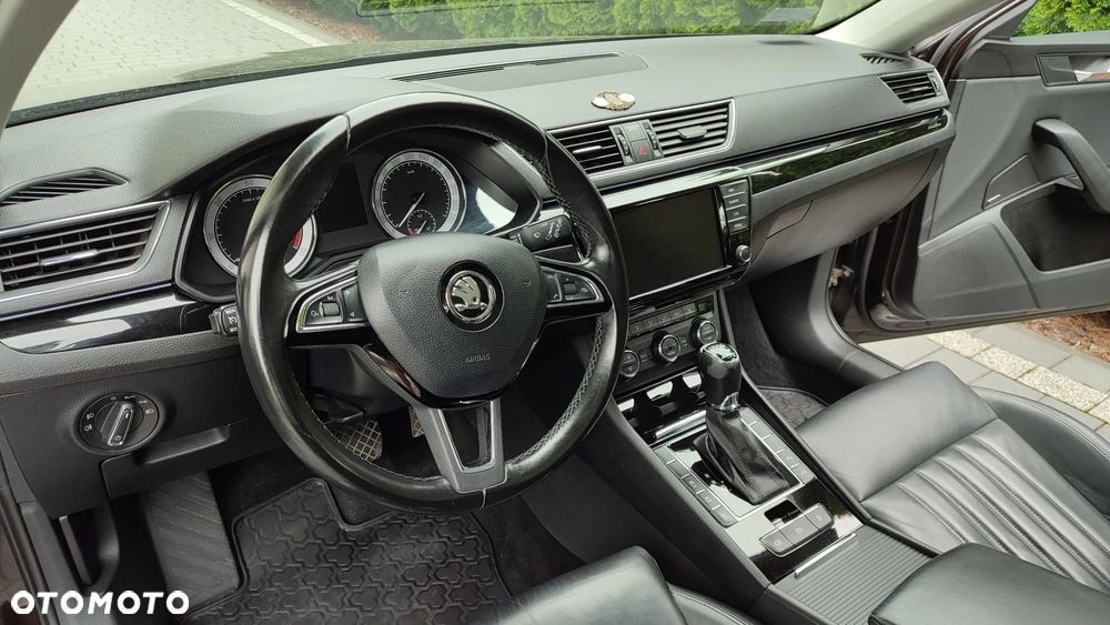 Skoda Superb 2.0 TDI L&K DSG - 6