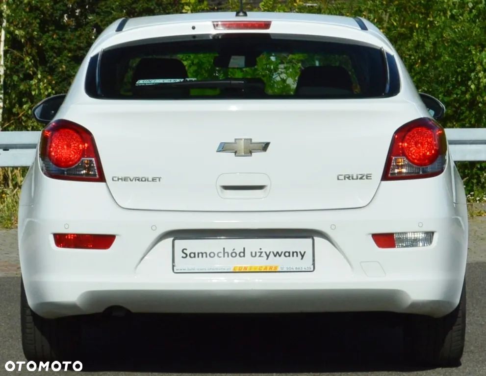 Chevrolet Cruze - 23