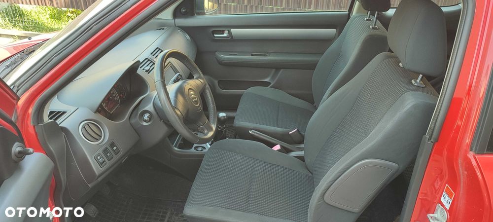 Suzuki Swift - 6