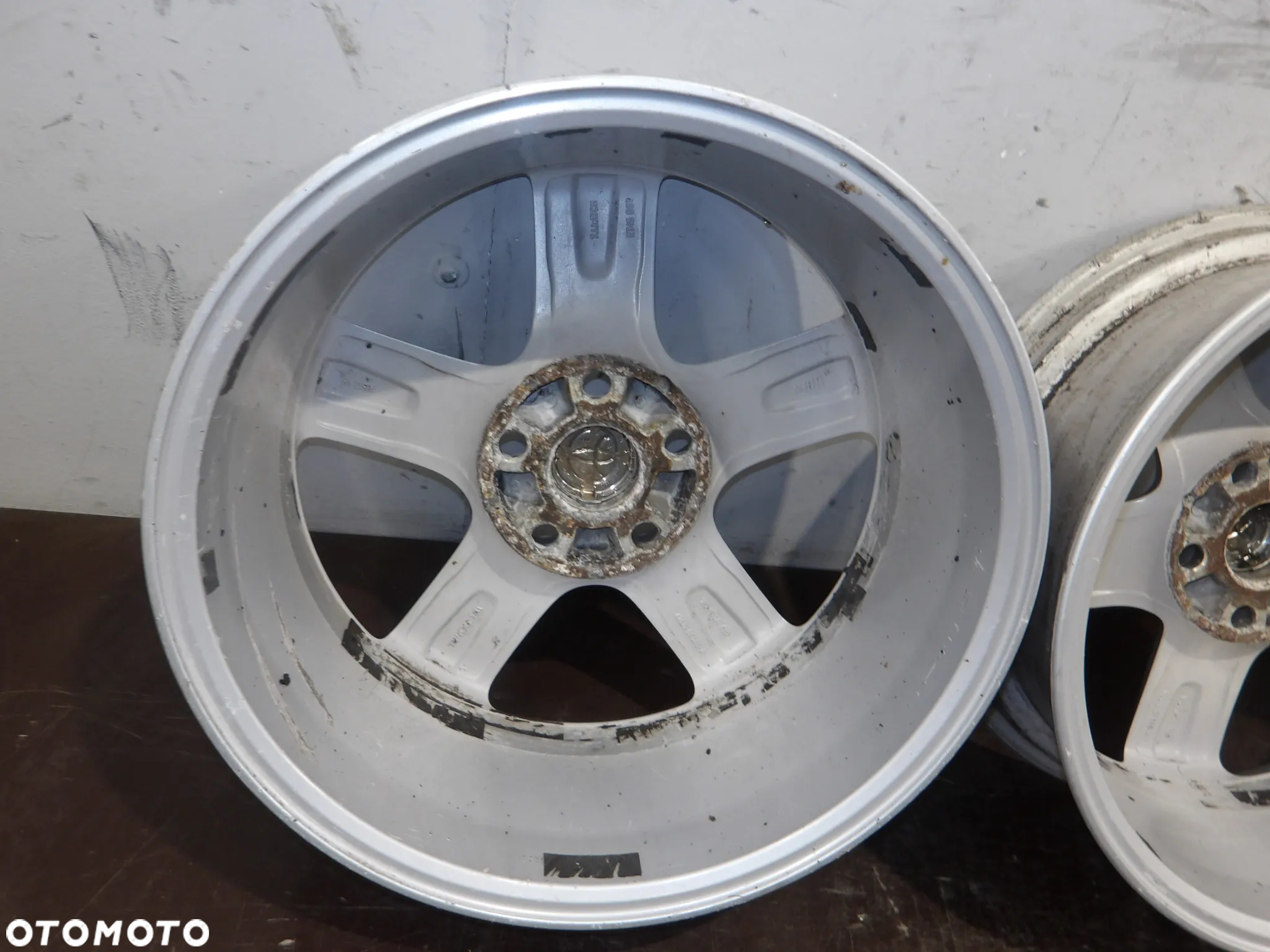 TOYOTA COROLLA VERSO 2.2D FELGI ALUMINIOWE ALUFELGI 5X114.3 7J ET45 R17 - 23