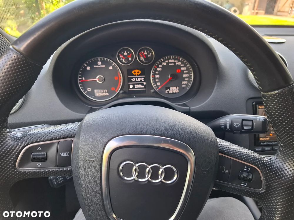 Audi A3 Sportback 2.0 TDI DPF quattro S line Sportpaket - 13