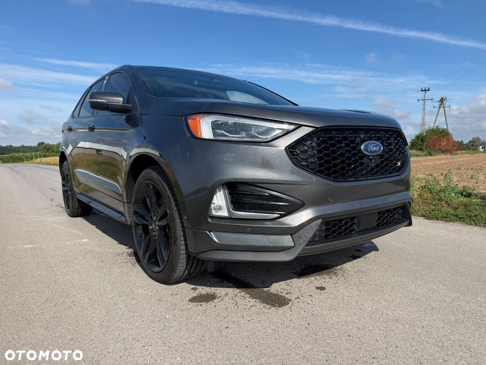 Ford Edge - 1