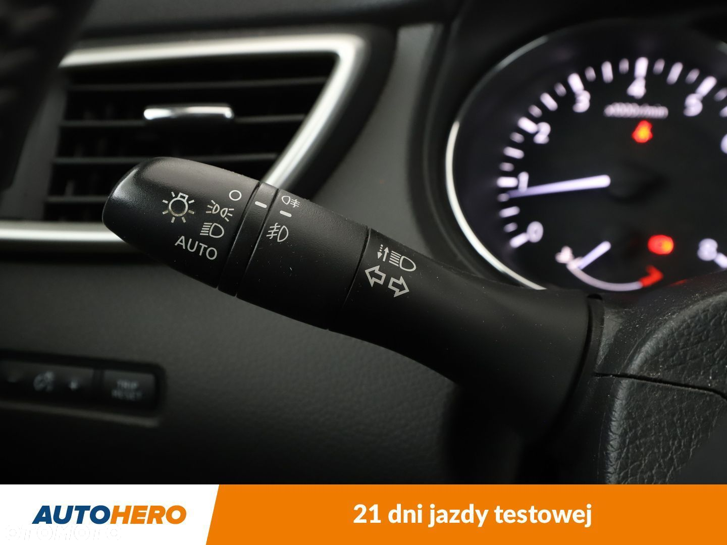 Nissan Qashqai 1.6 DIG-T Acenta - 28