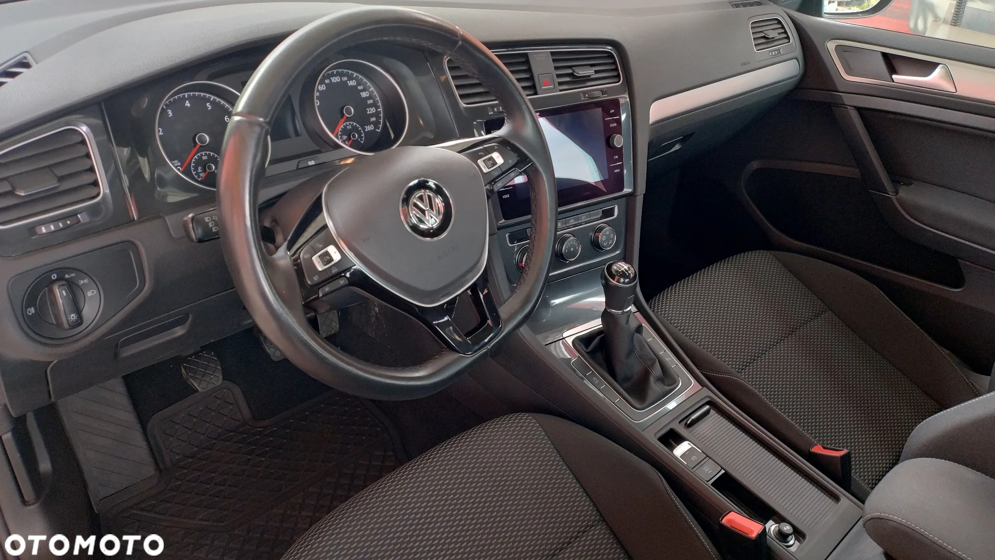 Volkswagen Golf VII 1.0 TSI BMT City - 8