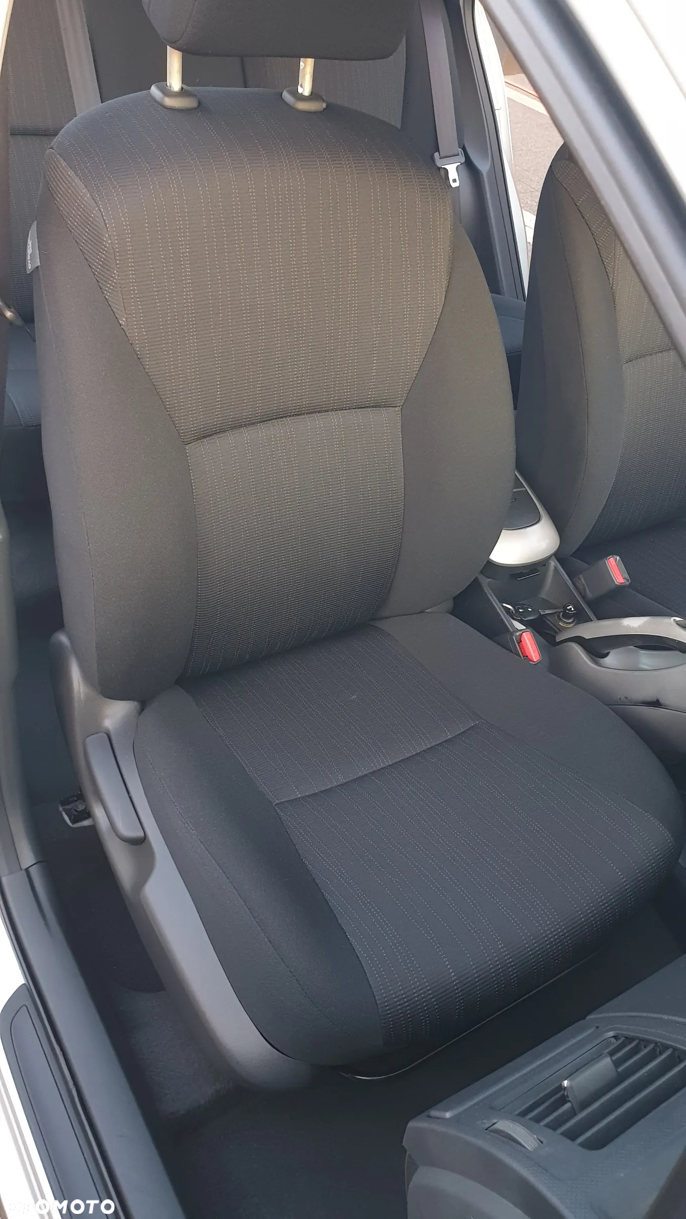 Toyota Auris 1.4 VVT-i Team - 21