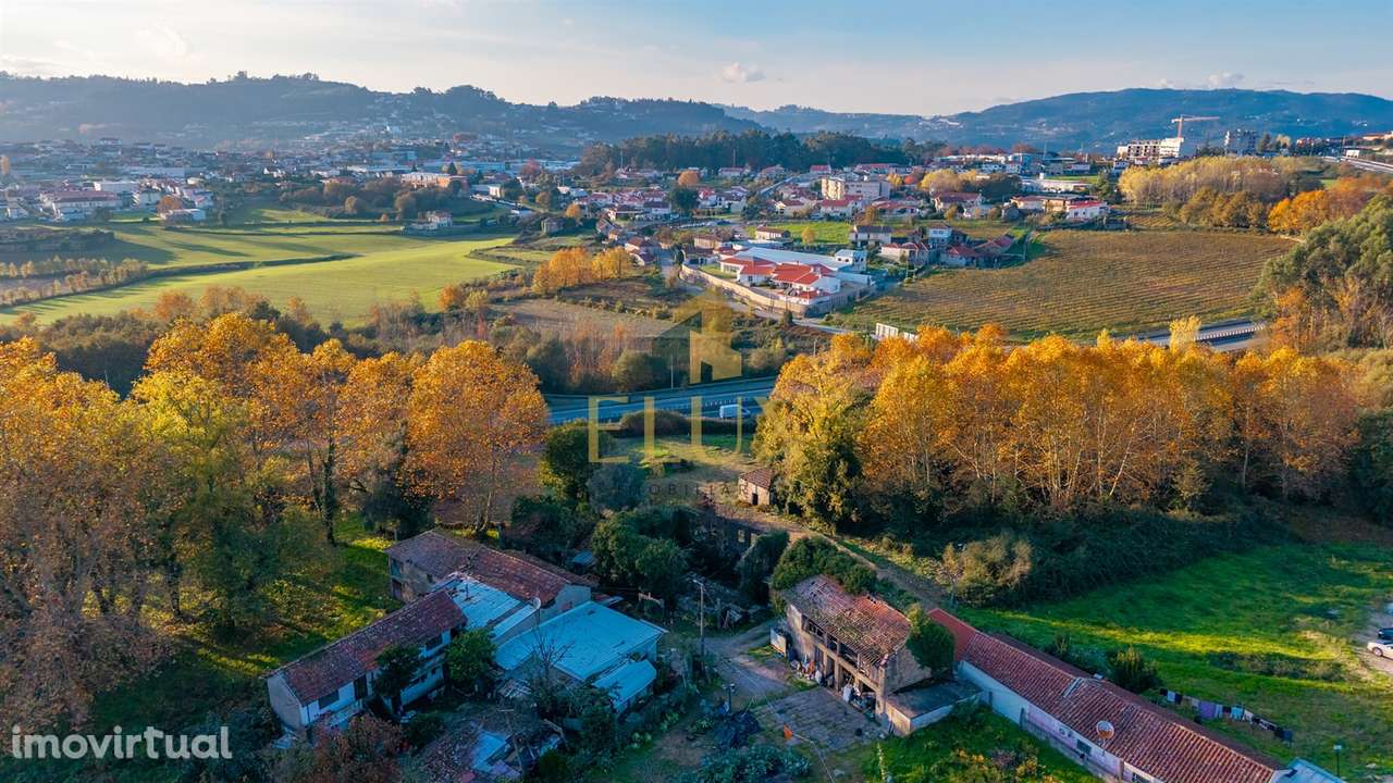 Moradia para Restaurar T3 Venda em Margaride (Santa Eulália), Várzea, - Grande imagem: 5/10