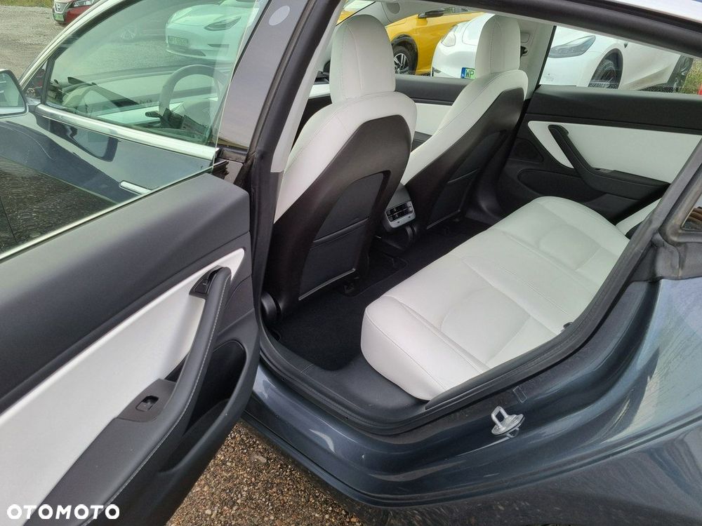 Tesla Model 3 Langstreckenbatterie Allradantrieb Dual Motor - 15