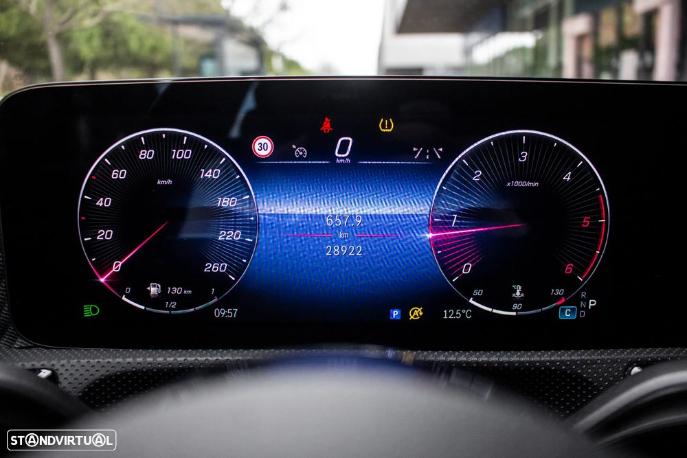 Mercedes-Benz CLA 180 d Shooting Brake Progressive Aut. - 15