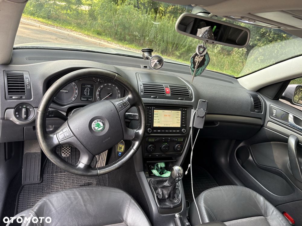 Skoda Octavia - 8