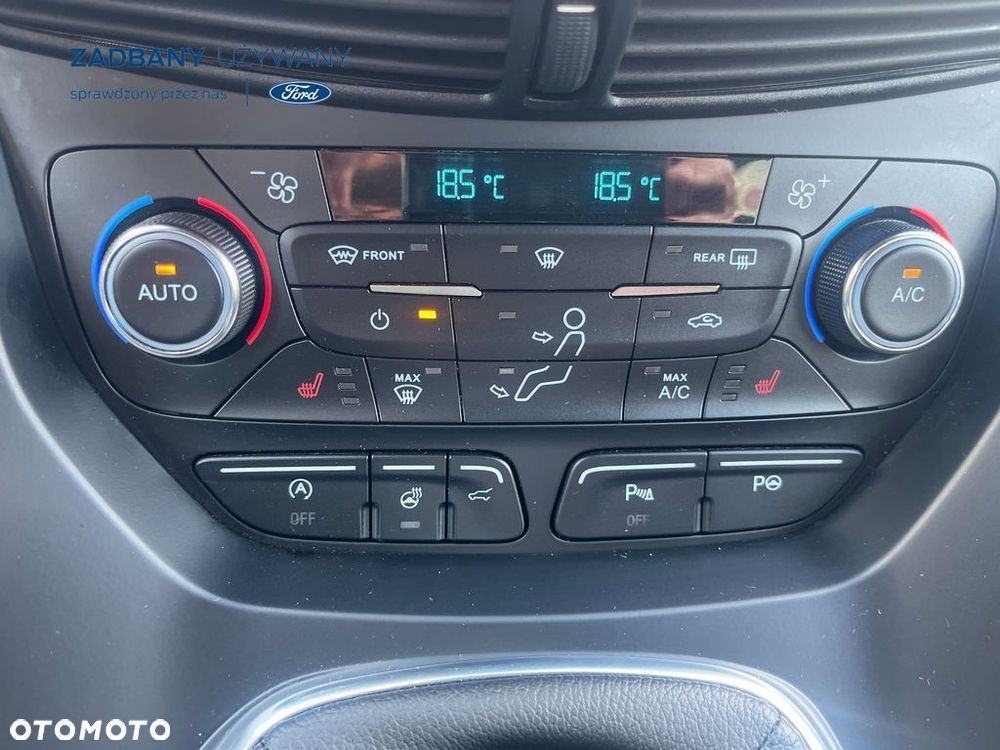 Ford Kuga 1.5 EcoBoost 2x4 ST-Line - 17