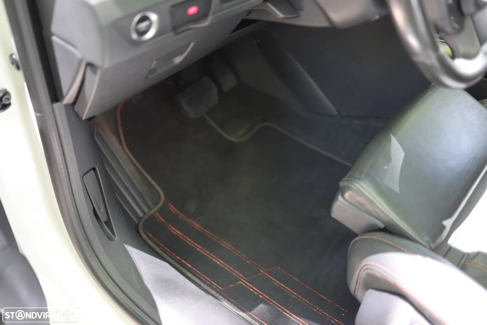 Peugeot 508 RXH 2.0 HDi Hybrid4 Limited Edition 2-Tronic - 19