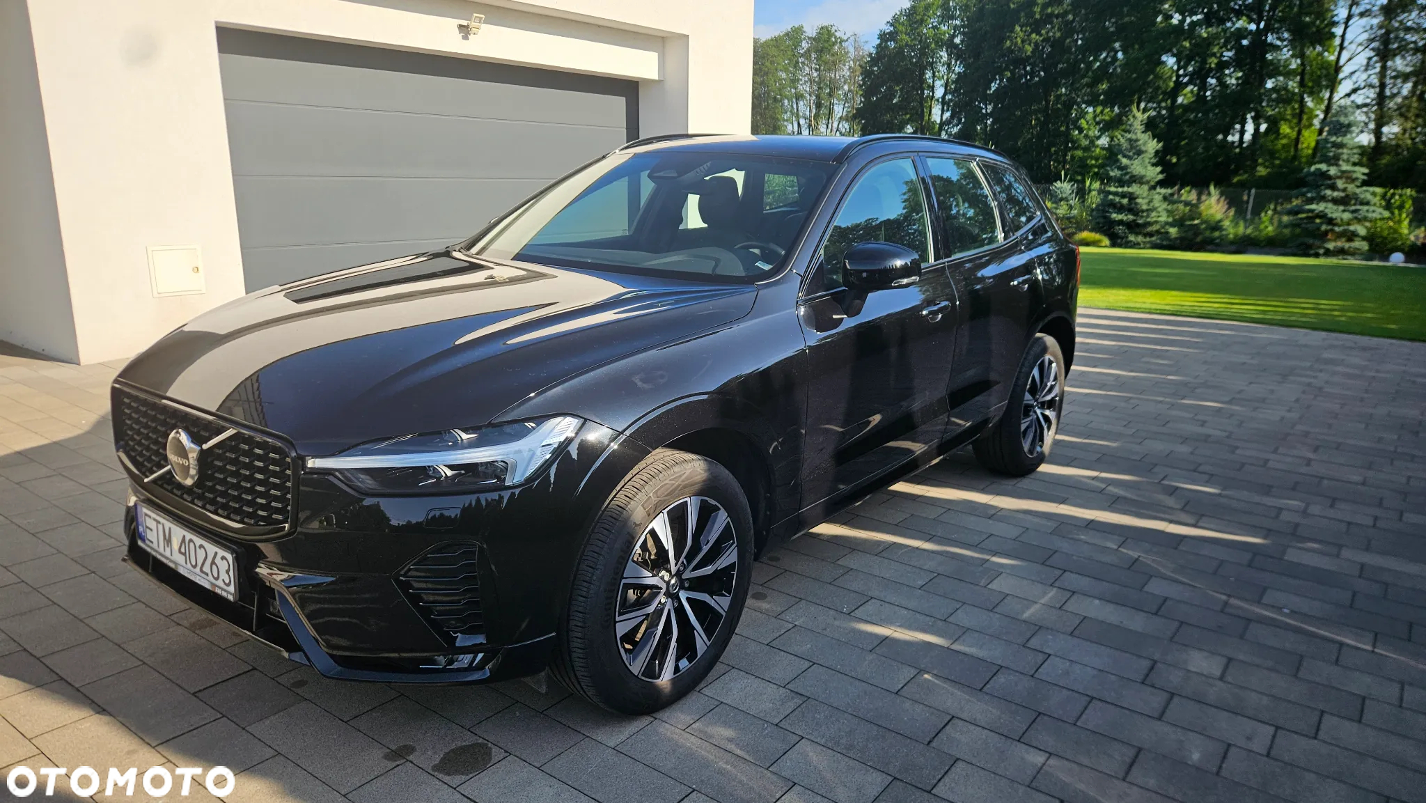 Volvo XC 60 B4 D AWD R-Design - 21