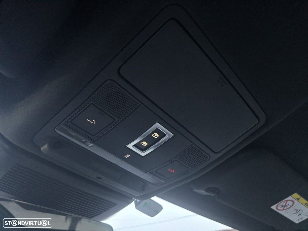 Jaguar E-Pace 1.5 P300e R-Dynamic SE AWD Aut. - 38