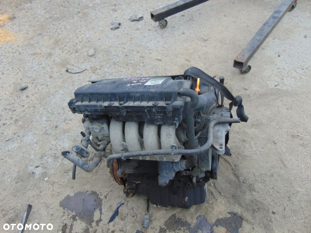 Silnik Golf 4 1,6 16 V AZT - 4