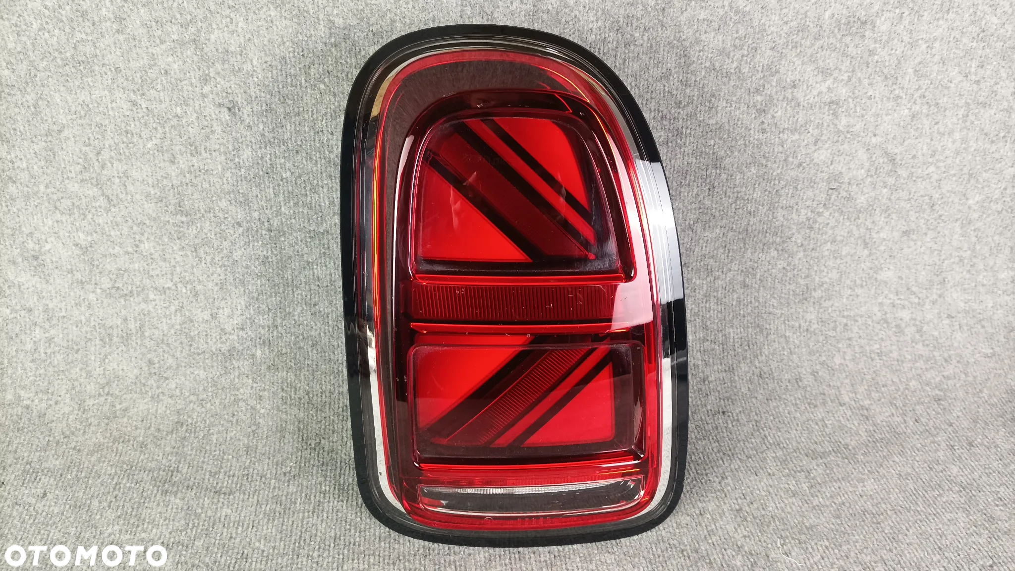 LAMPA TYLNA LEWA - MINI COUNTRYMAN F60 LIFT LCI LED 19-> - 2
