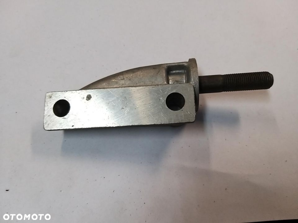 WSPORNIK MOCOWANIA ALTERNATORA FIAT F125p FSO - 2