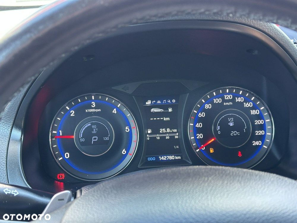 Hyundai i40 Kombi 1.7 CRDi DCT Premium - 19