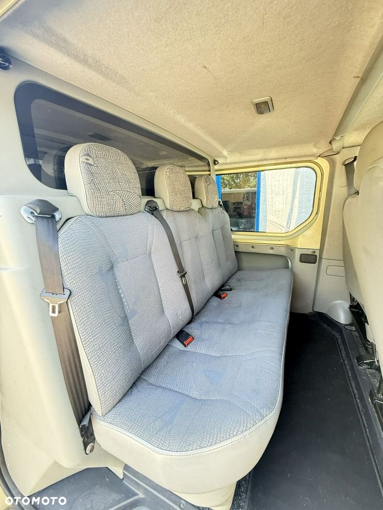 Renault Trafic - 12