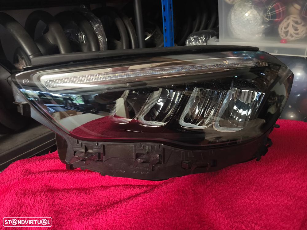 Farol esquerdo full Led performance Mercedes GLA W247 facelift - 2