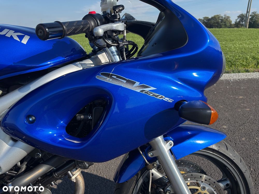 Suzuki SV - 25