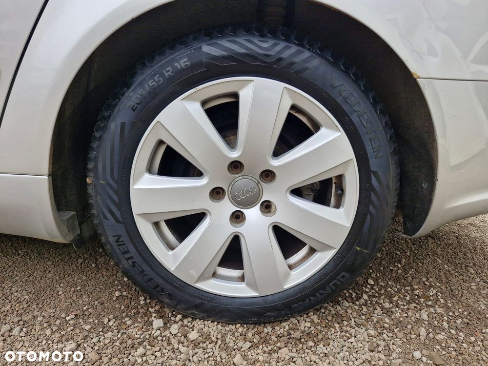 Audi A4 Avant 1.6 - 25