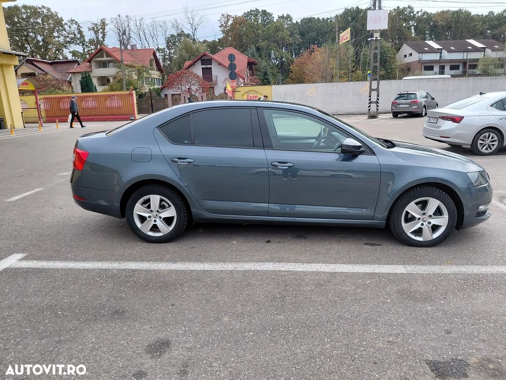 Skoda Octavia 1.6 TDI Active - 4