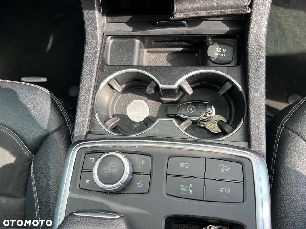 Mercedes-Benz ML 350 BlueTEC 4-Matic - 16